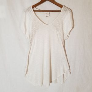 Knox Rose long tshirt blouse